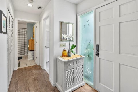 Condominio en alquiler en Sarasota, Florida, 2 dormitorios, 104.98 m2 № 1842086 - foto 6