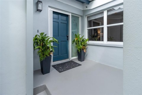 Condominio en alquiler en Sarasota, Florida, 2 dormitorios, 104.98 m2 № 1842086 - foto 3