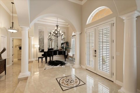 House in Windermere, Florida 5 bedrooms, 403.85 sq.m. № 1534208 - photo 3
