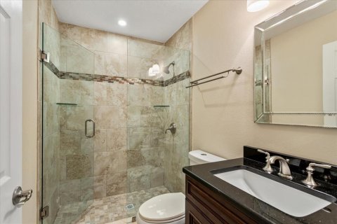House in Windermere, Florida 5 bedrooms, 403.85 sq.m. № 1534208 - photo 23