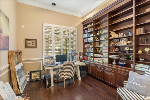 House in Windermere, Florida 5 bedrooms, 403.85 sq.m. № 1534208 - photo 9