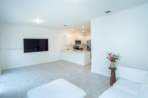 Townhouse in Homestead, Florida 3 bedrooms, 157.47 sq.m. № 1856913 - photo 8