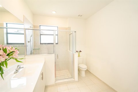 Townhouse in Homestead, Florida 3 bedrooms, 157.47 sq.m. № 1856913 - photo 21