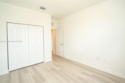 Townhouse in Homestead, Florida 3 bedrooms, 157.47 sq.m. № 1856913 - photo 29