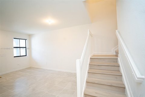 Townhouse in Homestead, Florida 3 bedrooms, 157.47 sq.m. № 1856913 - photo 15
