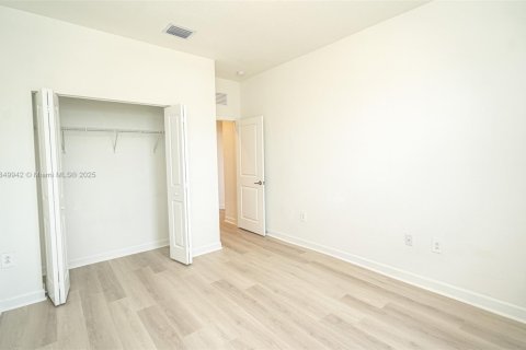 Townhouse in Homestead, Florida 3 bedrooms, 157.47 sq.m. № 1856913 - photo 30