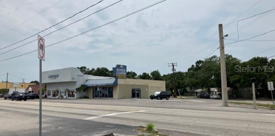Propiedad comercial en Tampa, Florida 183.95 m2 № 1751955