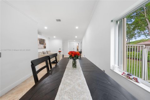 Villa ou maison à vendre à Weston, Floride: 3 chambres, 143.26 m2 № 1977221 - photo 23