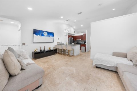 Villa ou maison à vendre à Weston, Floride: 3 chambres, 143.26 m2 № 1977221 - photo 17