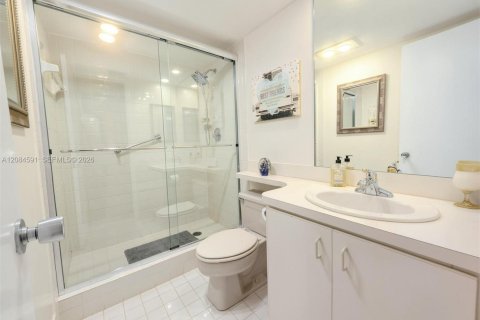 Condominio en venta en Pompano Beach, Florida, 3 dormitorios, 139.35 m2 № 2352981 - foto 22