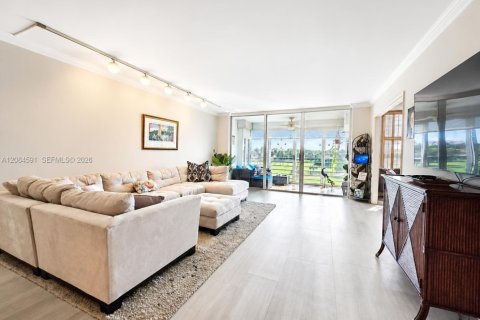 Condominio en venta en Pompano Beach, Florida, 3 dormitorios, 139.35 m2 № 2352981 - foto 12