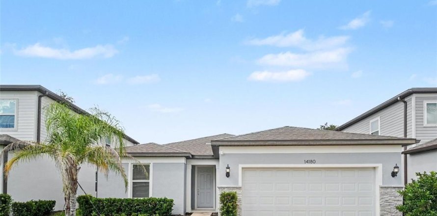 Villa ou maison à Riverview, Floride 4 chambres, 210.33 m2 № 2396467