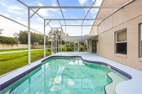 House in Orlando, Florida 4 bedrooms, 177.44 sq.m. № 2195662 - photo 4