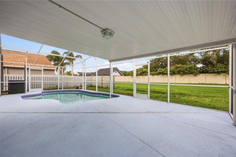 House in Orlando, Florida 4 bedrooms, 177.44 sq.m. № 2195662 - photo 28