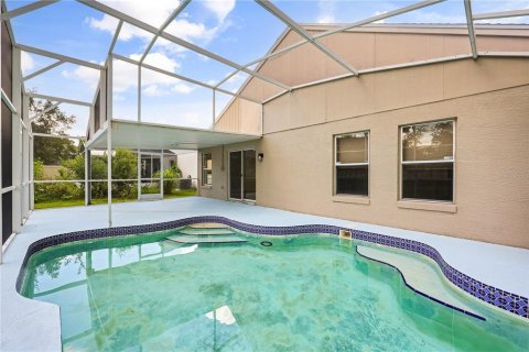 House in Orlando, Florida 4 bedrooms, 177.44 sq.m. № 2195662 - photo 30