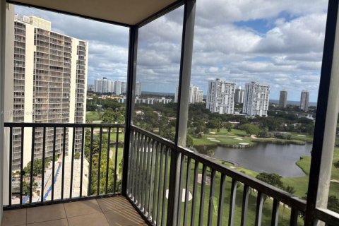 Купить кондоминиум в Авентура, Флорида 2 спальни, 105.72м2, № 1973261 - фото 5