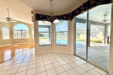 Villa ou maison à vendre à Sarasota, Floride: 4 chambres, 200.58 m2 № 2419184 - photo 13