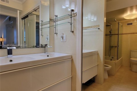 Copropriété à louer à Hollywood, Floride: 2 chambres, 115.94 m2 № 1506269 - photo 19