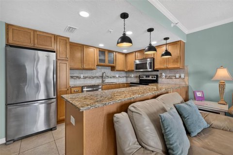 Condo in Indian Rocks Beach, Florida, 1 bedroom  № 2417023 - photo 9