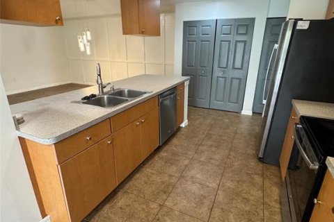 Apartamento en alquiler en Leesburg, Florida, 3 dormitorios, 172.24 m2 № 1852475 - foto 9