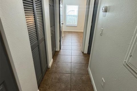 Apartamento en alquiler en Leesburg, Florida, 3 dormitorios, 172.24 m2 № 1852475 - foto 17
