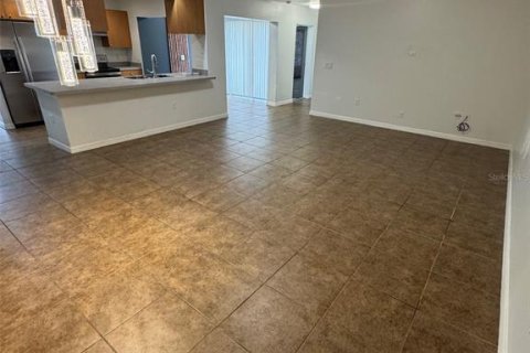 Apartamento en alquiler en Leesburg, Florida, 3 dormitorios, 172.24 m2 № 1852475 - foto 6