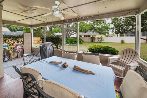 Casa en venta en New Port Richey, Florida, 3 dormitorios, 172.43 m2 № 1910930 - foto 30