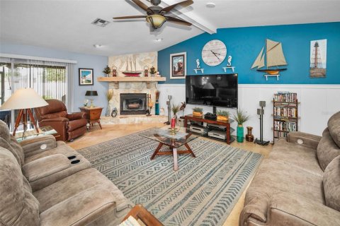 Casa en venta en New Port Richey, Florida, 3 dormitorios, 172.43 m2 № 1910930 - foto 5