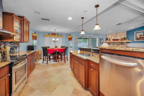 Casa en venta en New Port Richey, Florida, 3 dormitorios, 172.43 m2 № 1910930 - foto 15