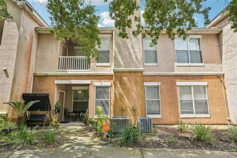 Condo in Tampa, Florida, 2 bedrooms № 2145341