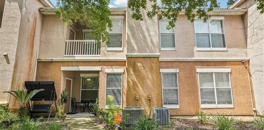 Condominio en Tampa, Florida, 2 dormitorios № 2145341