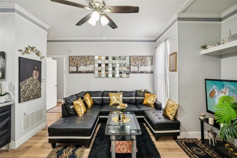 Condominio en venta en Tampa, Florida, 2 dormitorios, 91.32 m2 № 2145341 - foto 3