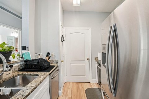Condominio en venta en Tampa, Florida, 2 dormitorios, 91.32 m2 № 2145341 - foto 9