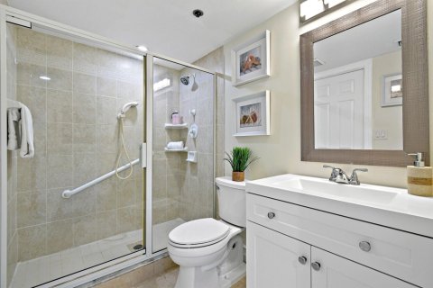 Condo in North Palm Beach, Florida, 2 bedrooms  № 1162974 - photo 1