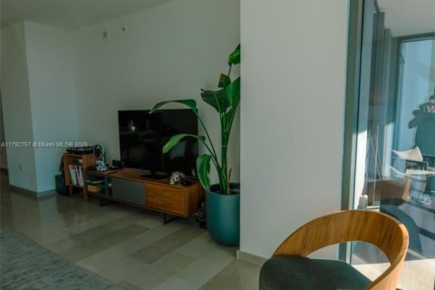 Купить кондоминиум в Майами, Флорида 3 спальни, 152.45м2, № 1657667 - фото 8