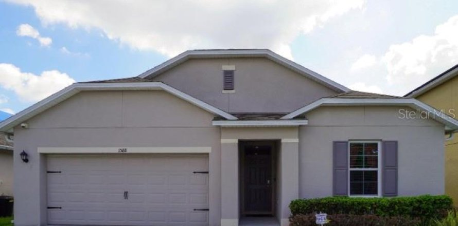 Villa ou maison à Kissimmee, Floride 4 chambres, 15.42 m2 № 1789365