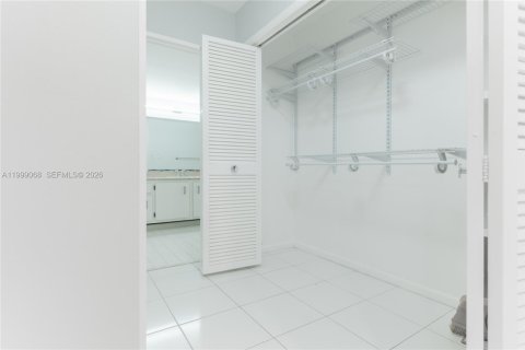 Copropriété à louer à Hallandale Beach, Floride: 2 chambres, 130.06 m2 № 2060781 - photo 26