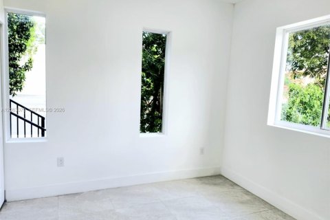Copropriété à louer à Miami, Floride: 2 chambres № 2265274 - photo 9