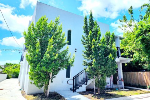 Copropriété à louer à Miami, Floride: 2 chambres № 2265274 - photo 22