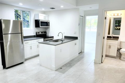 Condo à Miami, Floride, 2 chambres  № 2265274