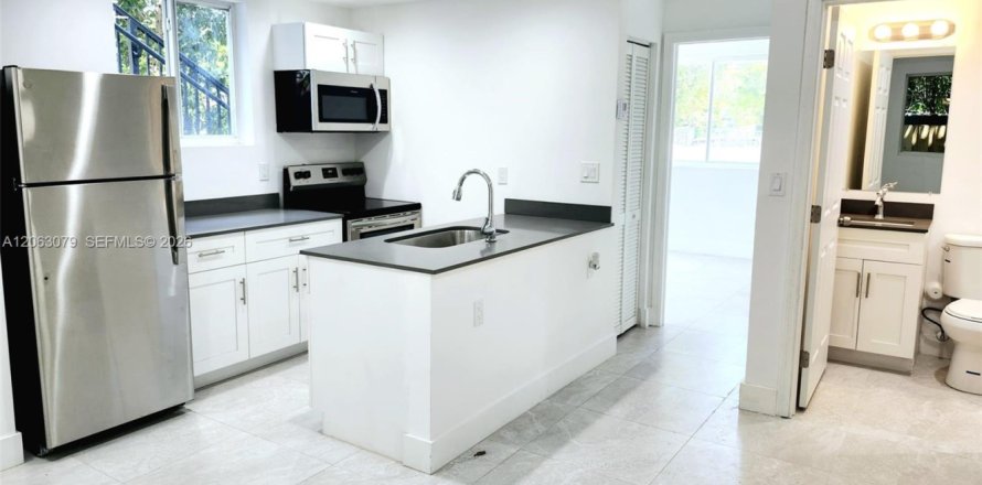 Condo à Miami, Floride, 2 chambres № 2265274