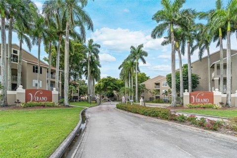Condo à Delray Beach, Floride, 2 chambres  № 2085250