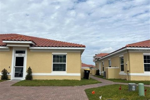 Appartement à louer à Kissimmee, Floride: 2 chambres, 101.17 m2 № 1514438 - photo 1