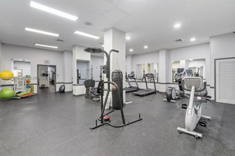 Condominio en venta en Sunny Isles Beach, Florida, 2 dormitorios, 118.45 m2 № 1994909 - foto 20