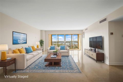 Condo in Treasure Island, Florida, 2 bedrooms  № 1750043 - photo 6