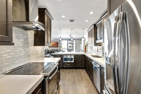 Condo in Fort Lauderdale, Florida, 3 bedrooms  № 1882391 - photo 5