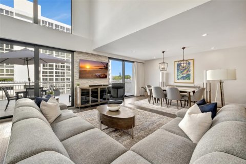 Condo in Fort Lauderdale, Florida, 3 bedrooms  № 1882391 - photo 16