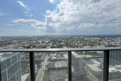 Condominio en alquiler en Miami, Florida, 1 dormitorio, 78.97 m2 № 2154316 - foto 22