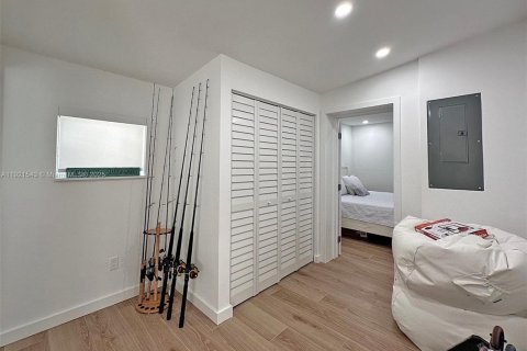 House in Key Largo, Florida 2 bedrooms, 65.03 sq.m. № 1975636 - photo 15