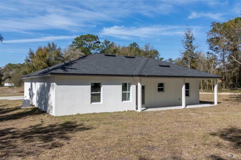 House in Citrus Springs, Florida 3 bedrooms, 142.05 sq.m. № 1733767 - photo 9